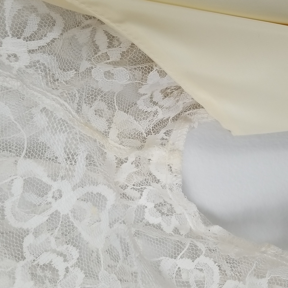 Vintage Ivory Lace Wedding Dress Size XS - Picture 9 of 10